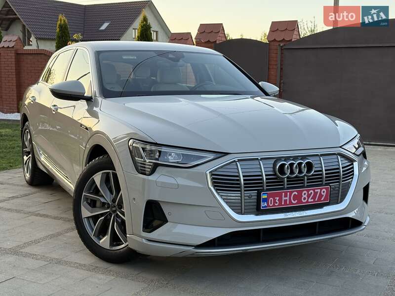 Audi e-tron 2019
