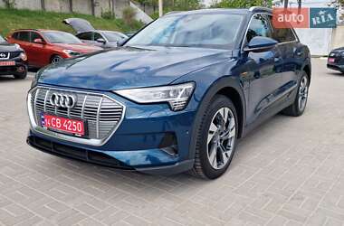 Внедорожник / Кроссовер Audi e-tron 2020 в 