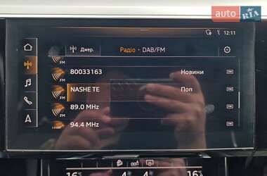Внедорожник / Кроссовер Audi e-tron 2020 в 