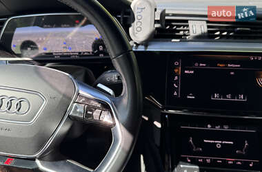 Внедорожник / Кроссовер Audi e-tron 2019 в 