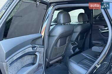 Внедорожник / Кроссовер Audi e-tron 2020 в 
