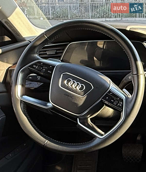 Внедорожник / Кроссовер Audi e-tron 2019 в Кривом Роге