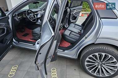 Внедорожник / Кроссовер Audi e-tron 2019 в 