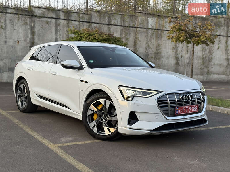 Внедорожник / Кроссовер Audi e-tron 2021 в Ровно