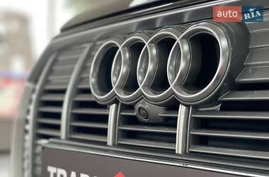 Позашляховик / Кросовер Audi e-tron 2019 в 