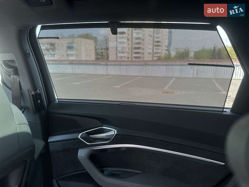 Внедорожник / Кроссовер Audi e-tron 2020 в Киеве