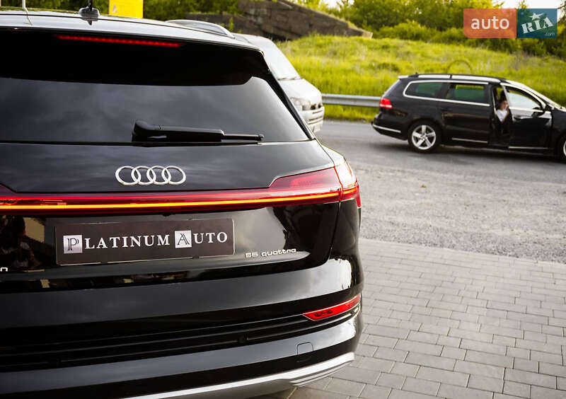 Позашляховик / Кросовер Audi e-tron 2019 в Ужгороді
