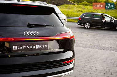 Внедорожник / Кроссовер Audi e-tron 2019 в 