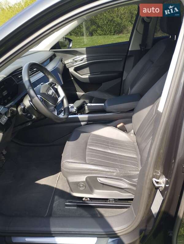 Внедорожник / Кроссовер Audi e-tron 2020 в Тернополе фото 6 Внедорожник / Кроссовер Audi e-tron 2020 в Тернополе