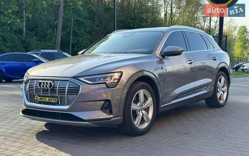 Внедорожник / Кроссовер Audi e-tron 2019 в Черновцах