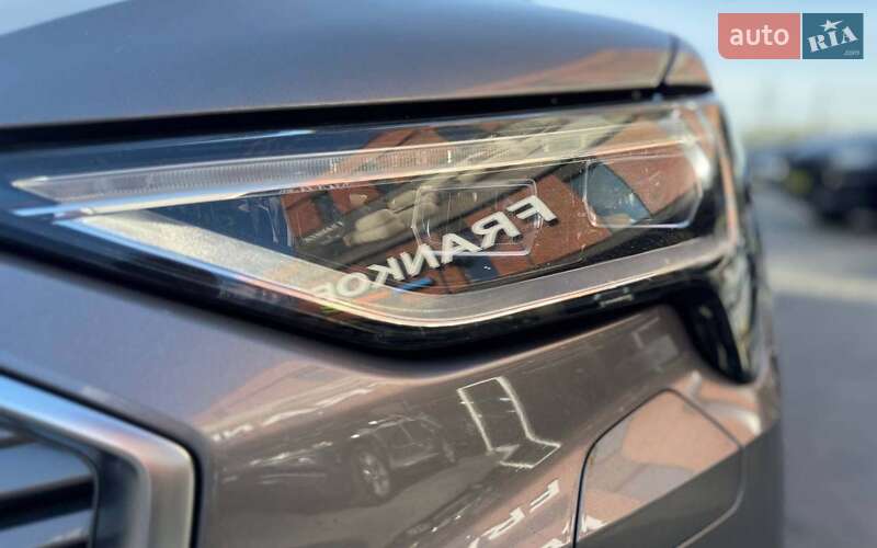 Внедорожник / Кроссовер Audi e-tron 2019 в Черновцах
