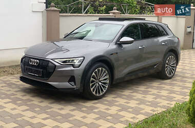 Позашляховик / Кросовер Audi e-tron 2020 в 