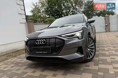 Позашляховик / Кросовер Audi e-tron 2020 в 