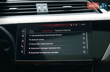 Позашляховик / Кросовер Audi e-tron 2019 в 