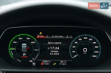 Позашляховик / Кросовер Audi e-tron 2019 в 