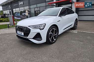 Внедорожник / Кроссовер Audi e-tron 2021 в Киеве