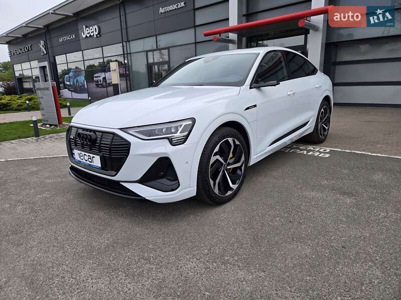 Audi e-tron 2021