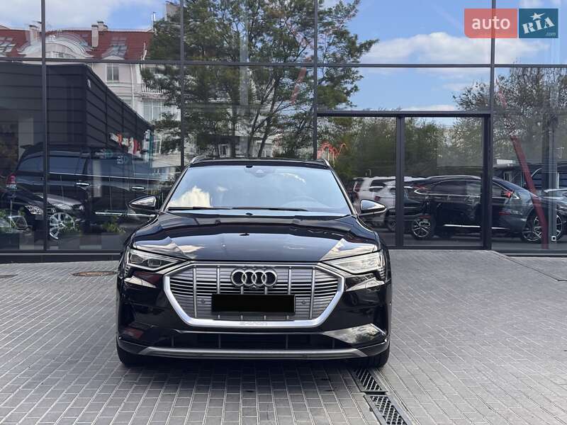 Внедорожник / Кроссовер Audi e-tron 2019 в Одессе фото 2 Внедорожник / Кроссовер Audi e-tron 2019 в Одессе