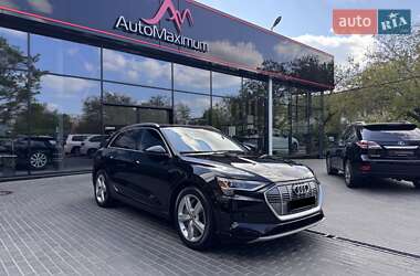 Внедорожник / Кроссовер Audi e-tron 2019 в Одессе