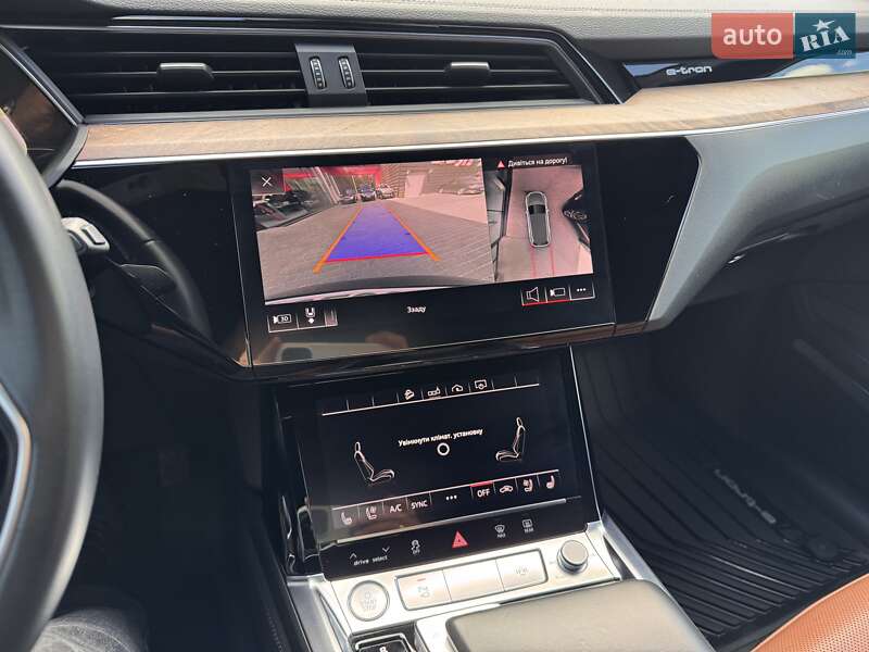 Внедорожник / Кроссовер Audi e-tron 2019 в Одессе фото 20 Внедорожник / Кроссовер Audi e-tron 2019 в Одессе