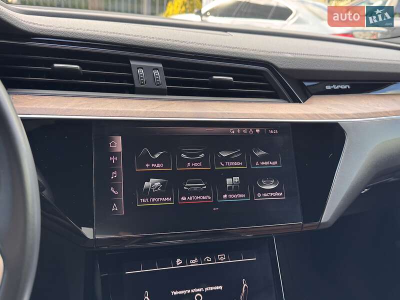 Внедорожник / Кроссовер Audi e-tron 2019 в Одессе фото 23 Внедорожник / Кроссовер Audi e-tron 2019 в Одессе