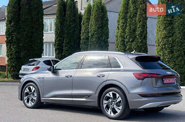 Внедорожник / Кроссовер Audi e-tron 2019 в 