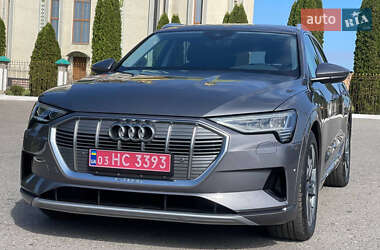 Внедорожник / Кроссовер Audi e-tron 2019 в 