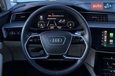 Внедорожник / Кроссовер Audi e-tron 2021 в 