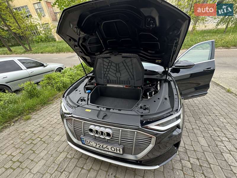 Внедорожник / Кроссовер Audi e-tron 2019 в Львове