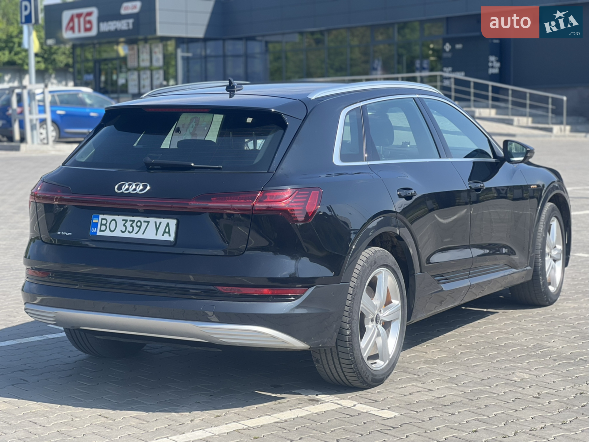 2022 Audi e-tron - мініатюра 8