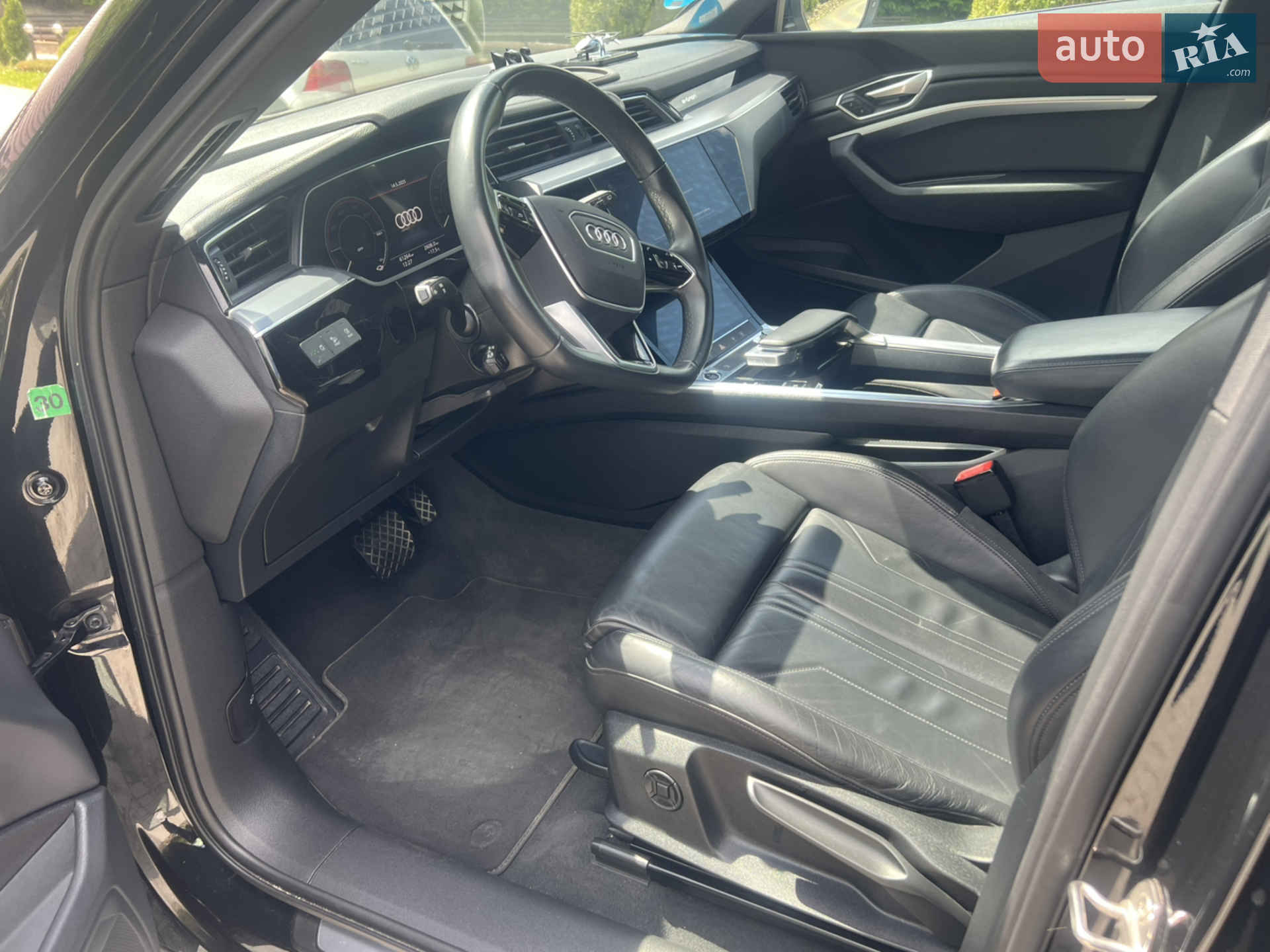 2022 Audi e-tron - мініатюра 29