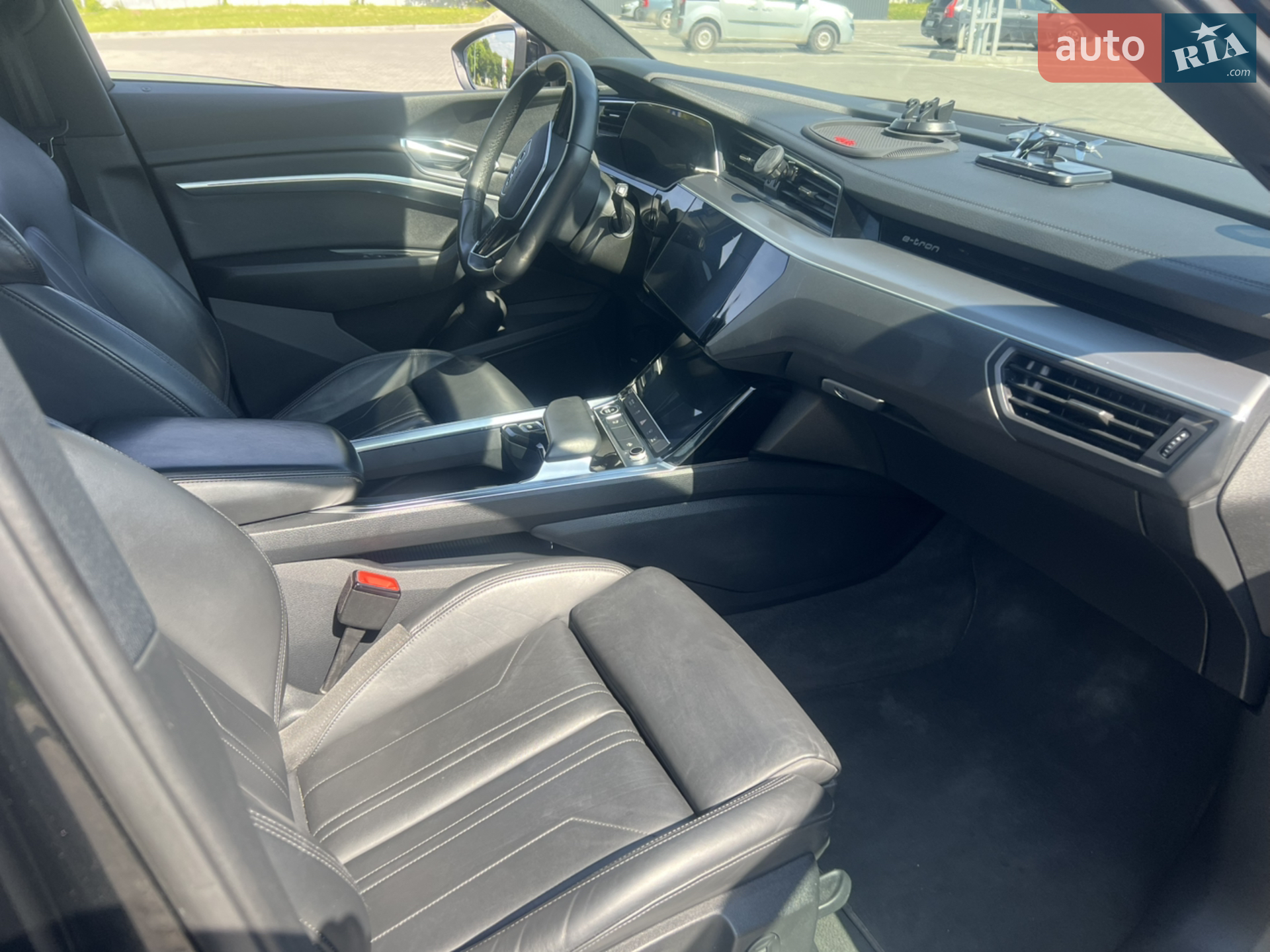 2022 Audi e-tron - мініатюра 35