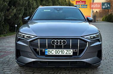 Внедорожник / Кроссовер Audi e-tron 2021 в 