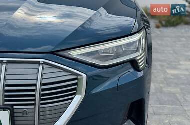 Внедорожник / Кроссовер Audi e-tron 2019 в 