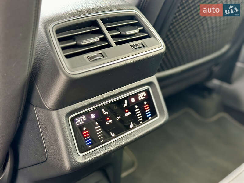 Внедорожник / Кроссовер Audi e-tron 2019 в Одессе