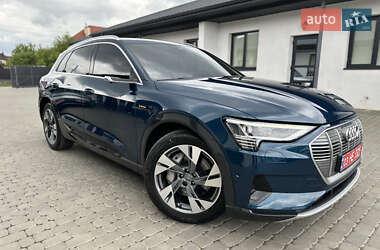 Внедорожник / Кроссовер Audi e-tron 2019 в 