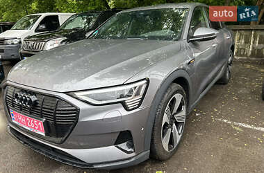 Позашляховик / Кросовер Audi e-tron 2022 в Києві