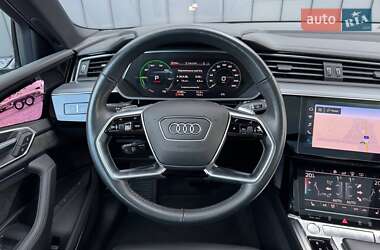 Внедорожник / Кроссовер Audi e-tron 2019 в 