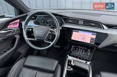 Внедорожник / Кроссовер Audi e-tron 2019 в 