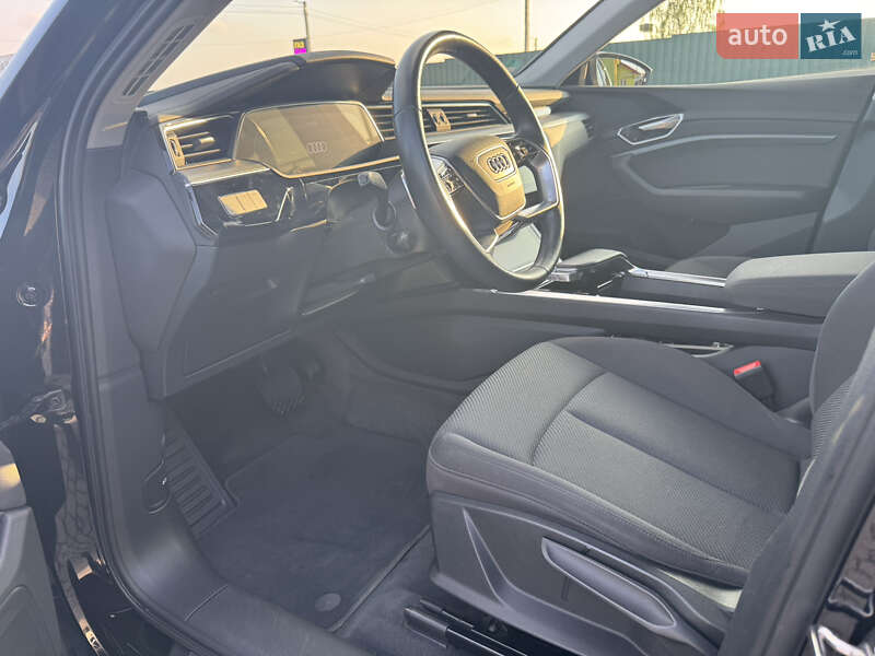 Позашляховик / Кросовер Audi e-tron 2020 в Львові