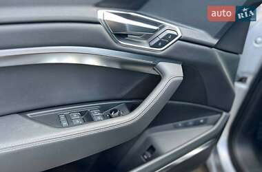 Внедорожник / Кроссовер Audi e-tron 2019 в 