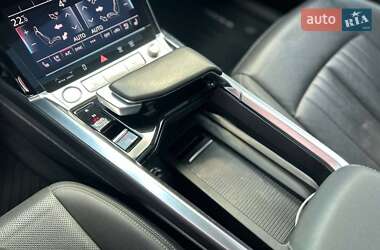 Внедорожник / Кроссовер Audi e-tron 2019 в 