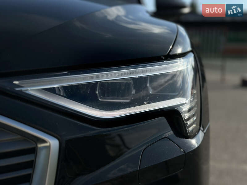 Позашляховик / Кросовер Audi e-tron 2019 в Харкові
