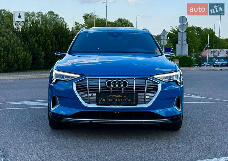 Внедорожник / Кроссовер Audi e-tron 2019 в Киеве фото 4 Внедорожник / Кроссовер Audi e-tron 2019 в Киеве
