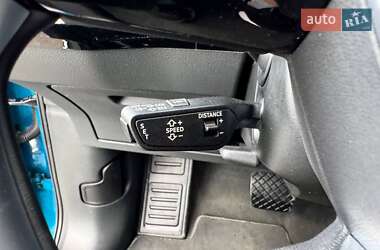 Внедорожник / Кроссовер Audi e-tron 2019 в 