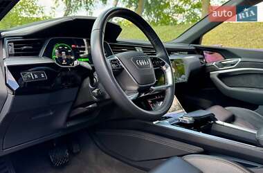 Внедорожник / Кроссовер Audi e-tron 2019 в 