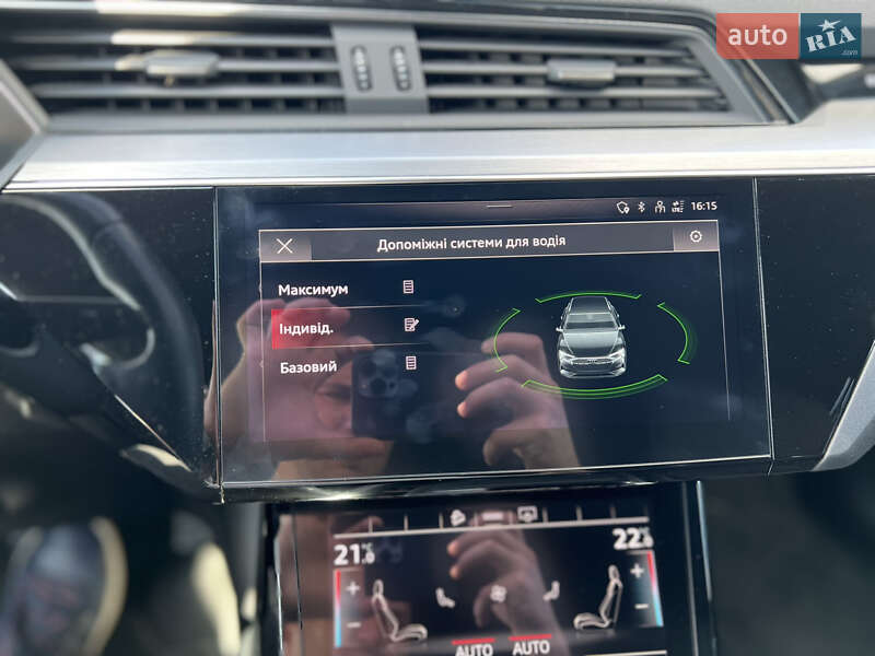 Внедорожник / Кроссовер Audi e-tron 2021 в Виннице