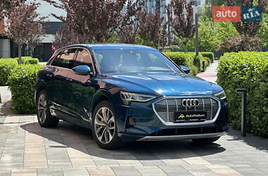 Позашляховик / Кросовер Audi e-tron 2019 в Києві