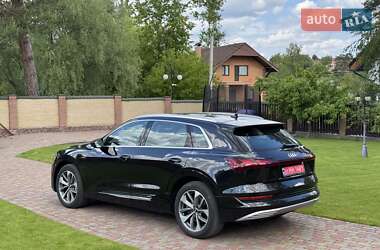 Внедорожник / Кроссовер Audi e-tron 2019 в 