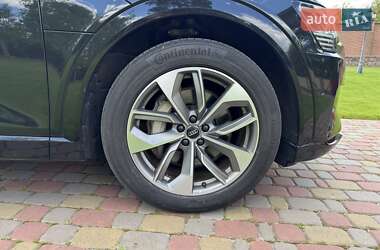 Внедорожник / Кроссовер Audi e-tron 2019 в 